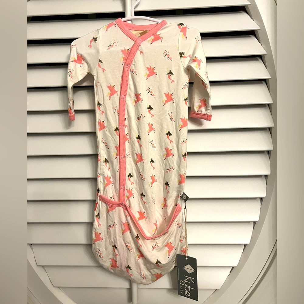 KYTE baby newborn NWT mythical bundler
